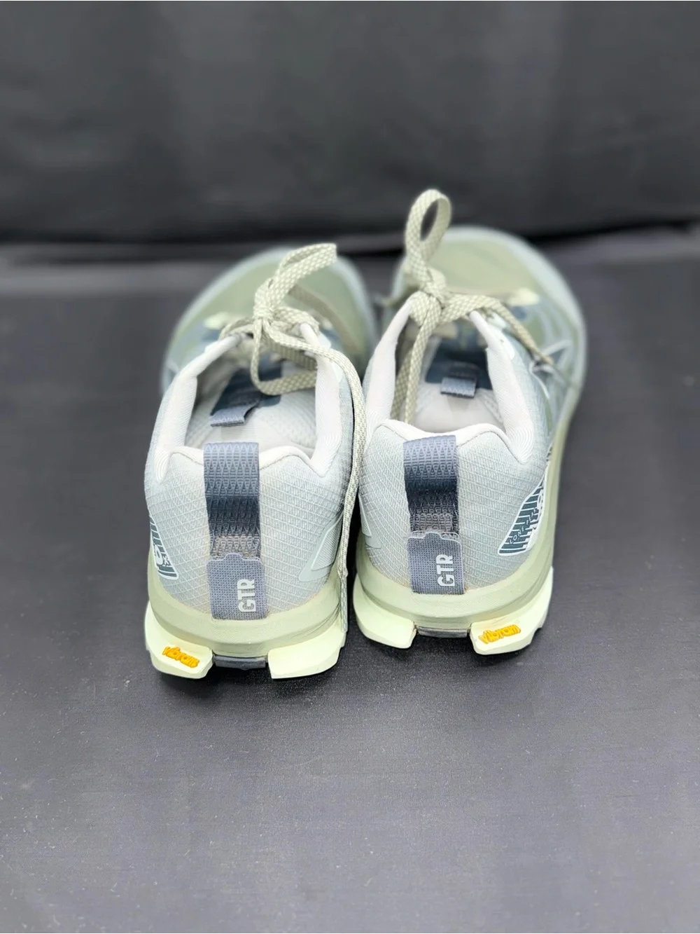 Altra Lone Peak 9+ Trail Running Shoes 10.5 Green Vibram Gorpcore Hiking Sneaker